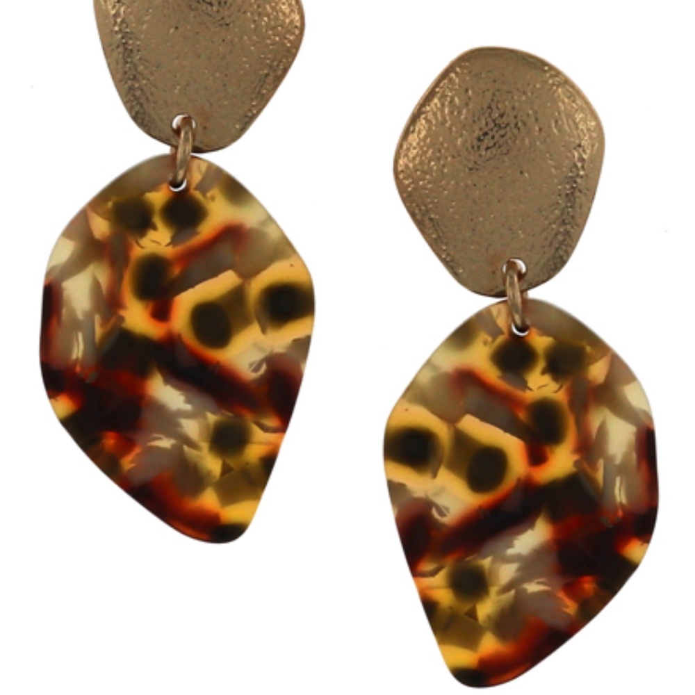 Beautiful Gold Tone Earrings